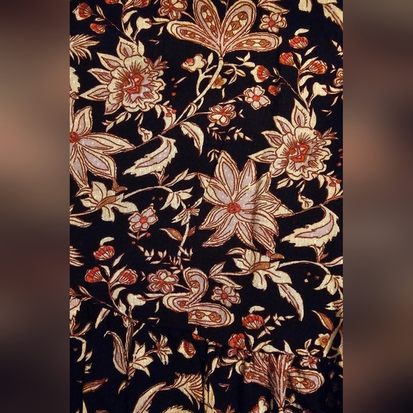 Knox Rose Floral Babydoll Dress – Long Sleeve Boho Style 🌸🖤 - Picture 4 of 4